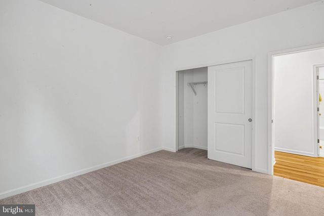 18270 MOSS GARDEN RD, Dumfries, VA 22026