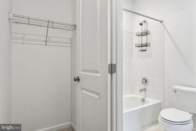 18270 MOSS GARDEN RD, Dumfries, VA 22026