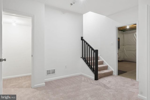 18270 MOSS GARDEN RD, Dumfries, VA 22026