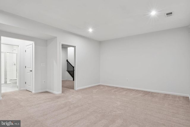 18270 MOSS GARDEN RD, Dumfries, VA 22026
