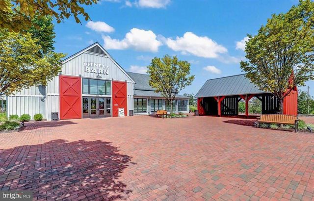18270 MOSS GARDEN RD, Dumfries, VA 22026