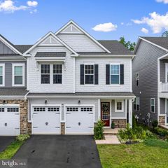 18270 MOSS GARDEN RD, Dumfries, VA 22026