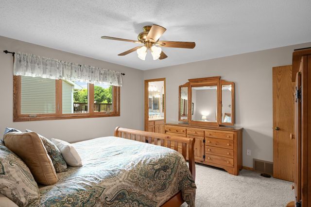 16173 Grinnell Avenue, Lakeville, MN 55044