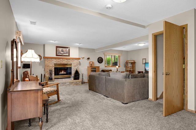 16173 Grinnell Avenue, Lakeville, MN 55044