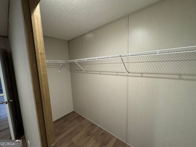 215 Poplar Circle, West Point, GA 31833