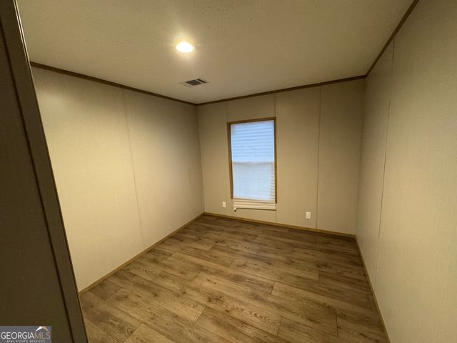 215 Poplar Circle, West Point, GA 31833