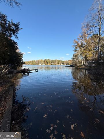 215 Poplar Circle, West Point, GA 31833