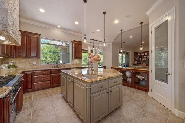 10205 Sunrise Vista, Auburn, CA 95603