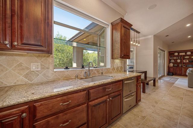 10205 Sunrise Vista, Auburn, CA 95603