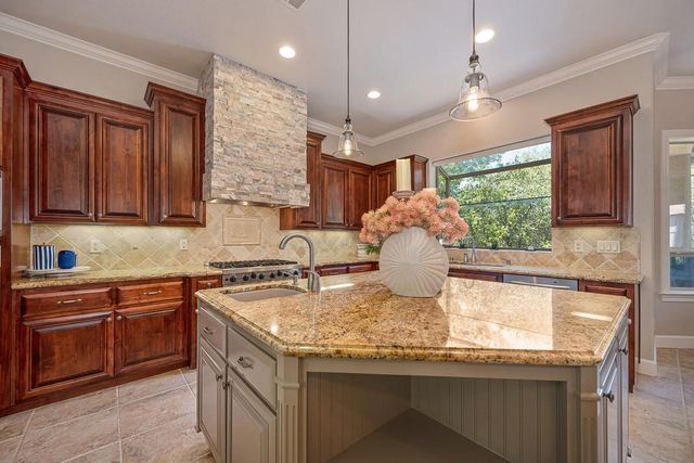 10205 Sunrise Vista, Auburn, CA 95603