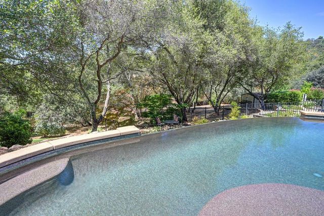 10205 Sunrise Vista, Auburn, CA 95603