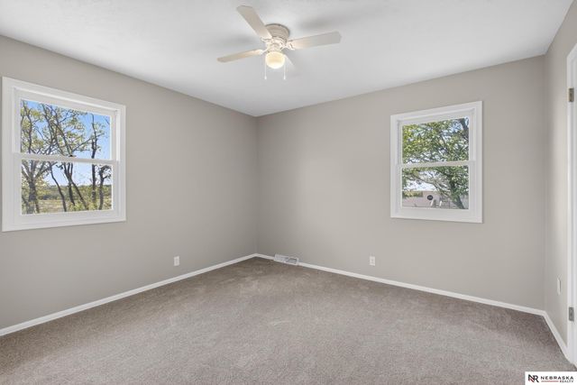 5085 Whitmore Street, Omaha, NE 68152