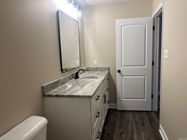 9056 Creek View, Bauxite, AR 72011