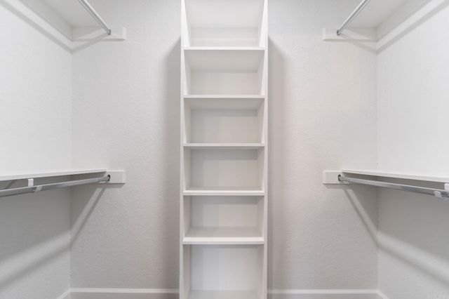 9056 Creek View, Bauxite, AR 72011