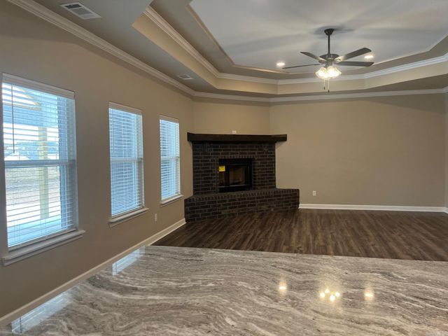 9056 Creek View, Bauxite, AR 72011