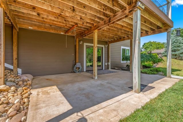 2554 W Mosherville Road, Jonesville, MI 49250