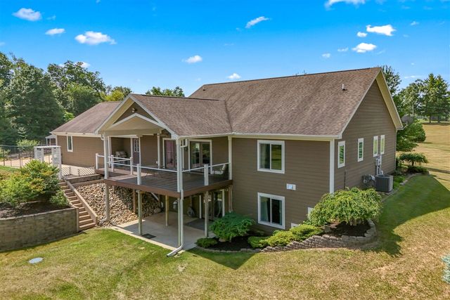 2554 W Mosherville Road, Jonesville, MI 49250