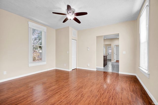 201 N Woods Avenue, Evansville, IN 47712