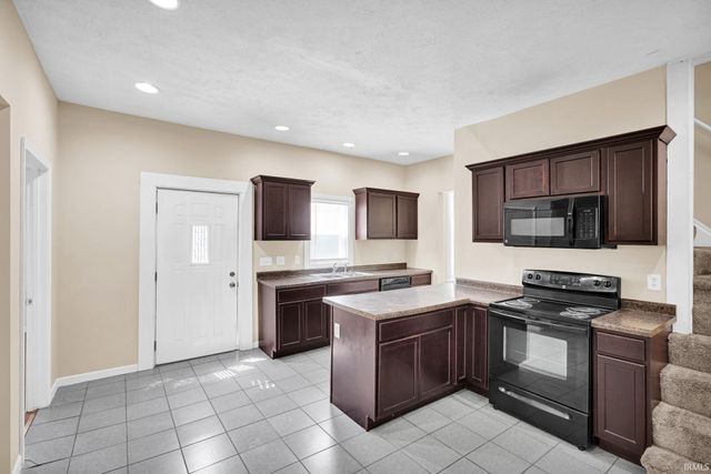201 N Woods Avenue, Evansville, IN 47712