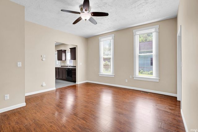 201 N Woods Avenue, Evansville, IN 47712