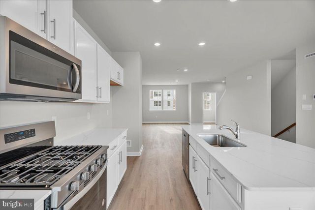 216 SANDY RIDGE RD, Sicklerville, NJ 08081