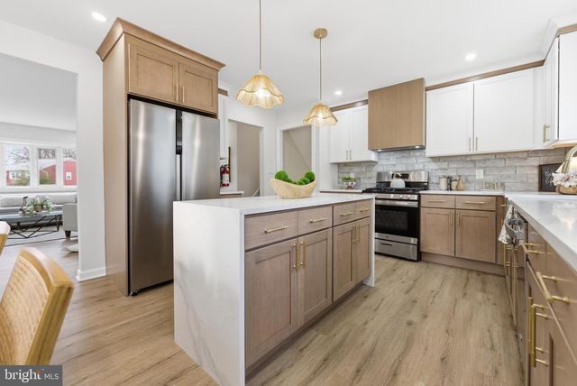 38 TINKER DR, Mount Holly, NJ 08060