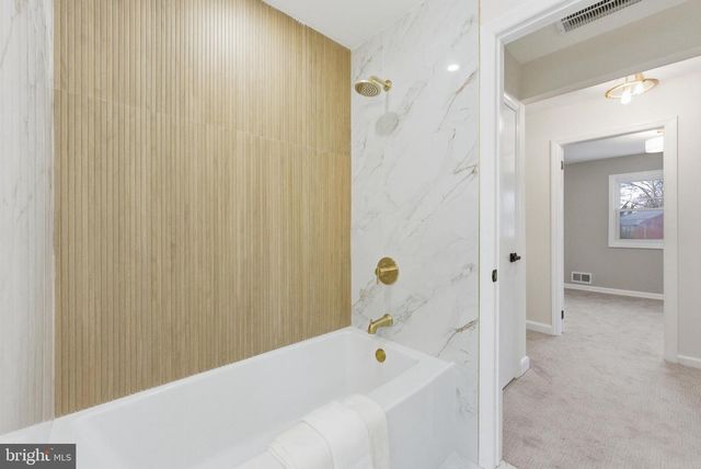 38 TINKER DR, Mount Holly, NJ 08060