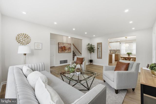 38 TINKER DR, Mount Holly, NJ 08060