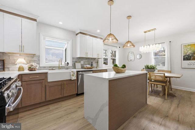 38 TINKER DR, Mount Holly, NJ 08060