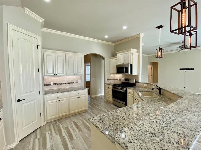 15924 Capri Lane, Edmond, OK 73013