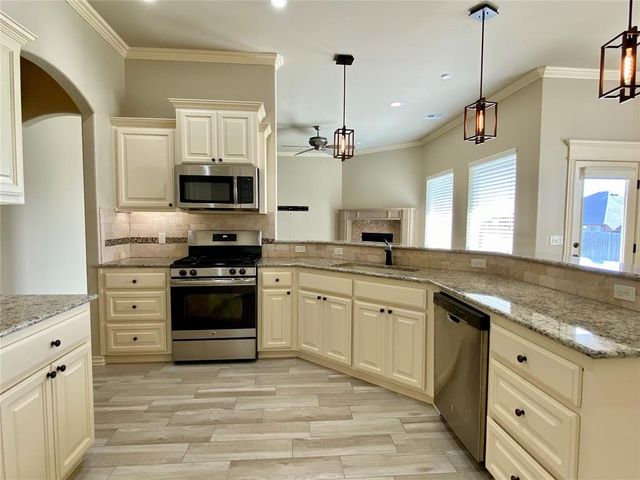 15924 Capri Lane, Edmond, OK 73013