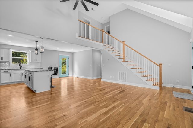 3038 Gideon Rd, Greenbrier, TN 37073