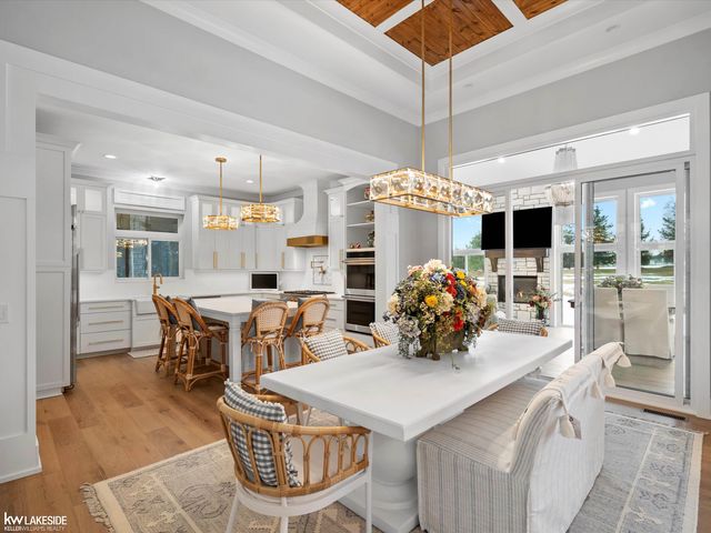 5769 Cotswold Drive, Washington Twp, MI 48094