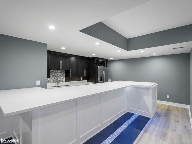 5769 Cotswold Drive, Washington Twp, MI 48094