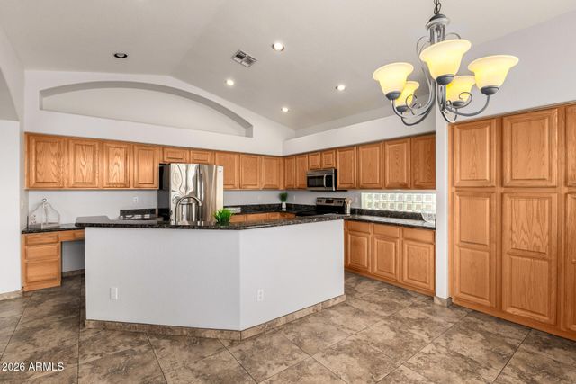 402 E BLUE EAGLE Lane, Phoenix, AZ 85086