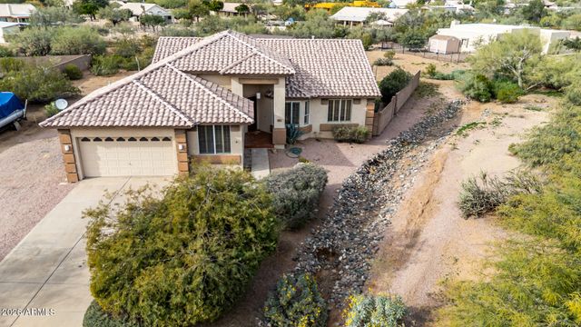 402 E BLUE EAGLE Lane, Phoenix, AZ 85086