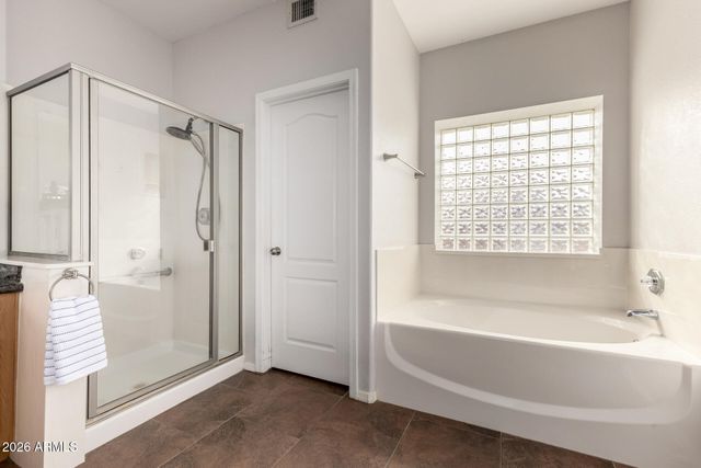 402 E BLUE EAGLE Lane, Phoenix, AZ 85086