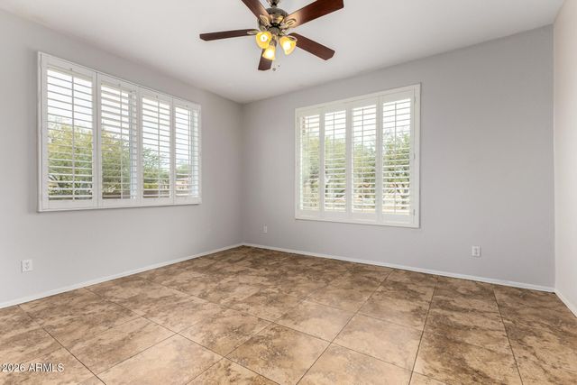 402 E BLUE EAGLE Lane, Phoenix, AZ 85086