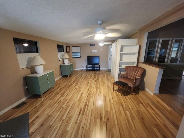 10835 Vireo CIR, Estero, FL 33928