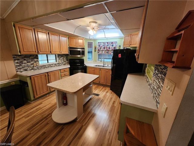 10835 Vireo CIR, Estero, FL 33928