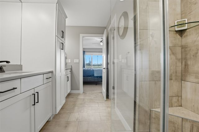 1405 E Tartan Drive, North Liberty, IA 52317