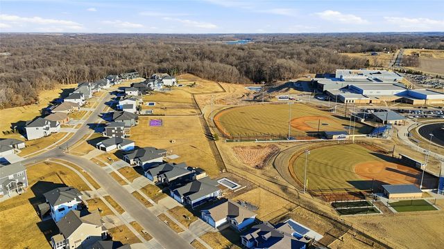 1405 E Tartan Drive, North Liberty, IA 52317