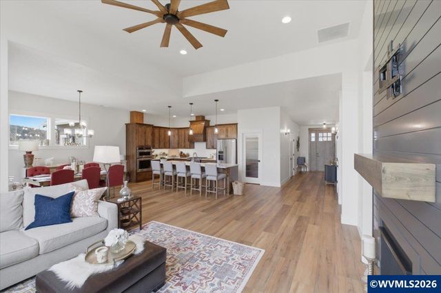 360 NW Earliblue Dr, Corvallis, OR 97330