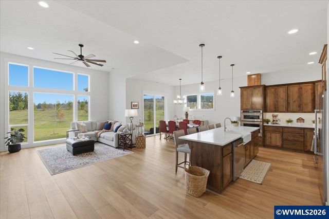 360 NW Earliblue Dr, Corvallis, OR 97330