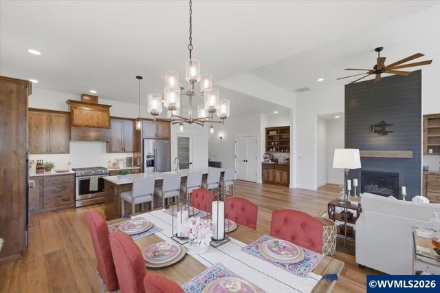 360 NW Earliblue Dr, Corvallis, OR 97330