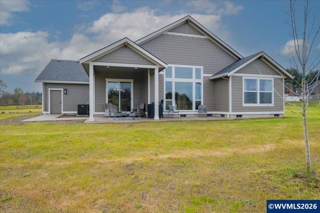 360 NW Earliblue Dr, Corvallis, OR 97330