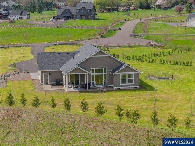 360 NW Earliblue Dr, Corvallis, OR 97330