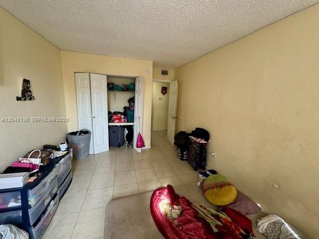 3700 NW 21st Street 410, Lauderdale Lakes, FL 33311