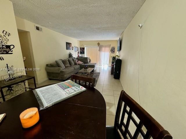 3700 NW 21st Street 410, Lauderdale Lakes, FL 33311