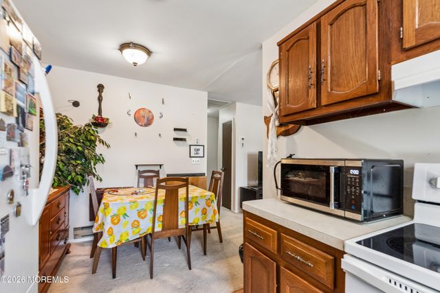 10 Bennington Drive A, Manchester, NJ 08759